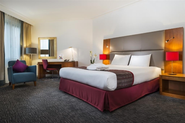 PARK INN BY RADISSON HEATHROW